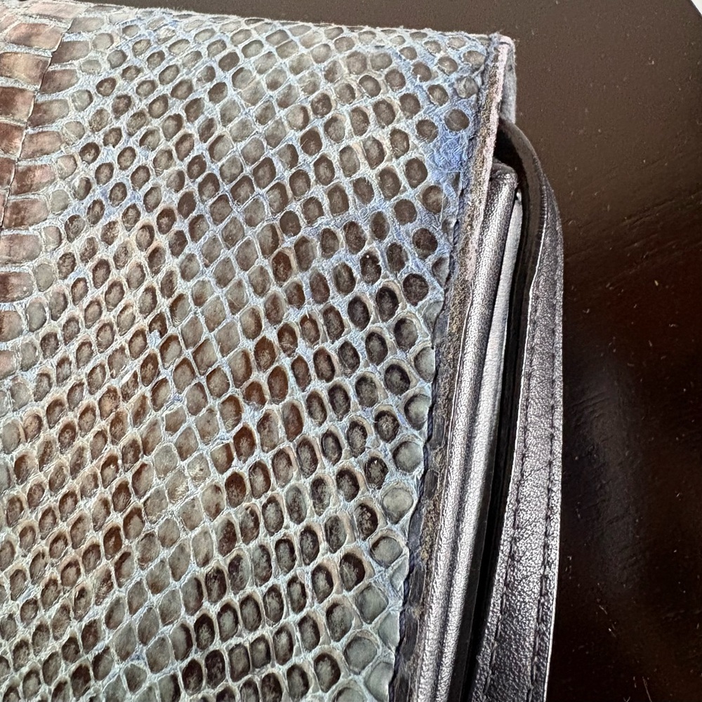 MCM Snakeskin & Leather Crossbody Bag, can be worn as clutch or shoulder bag - Picture 11 of 15